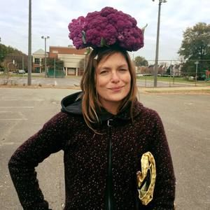 Meet your Posher, Carrie